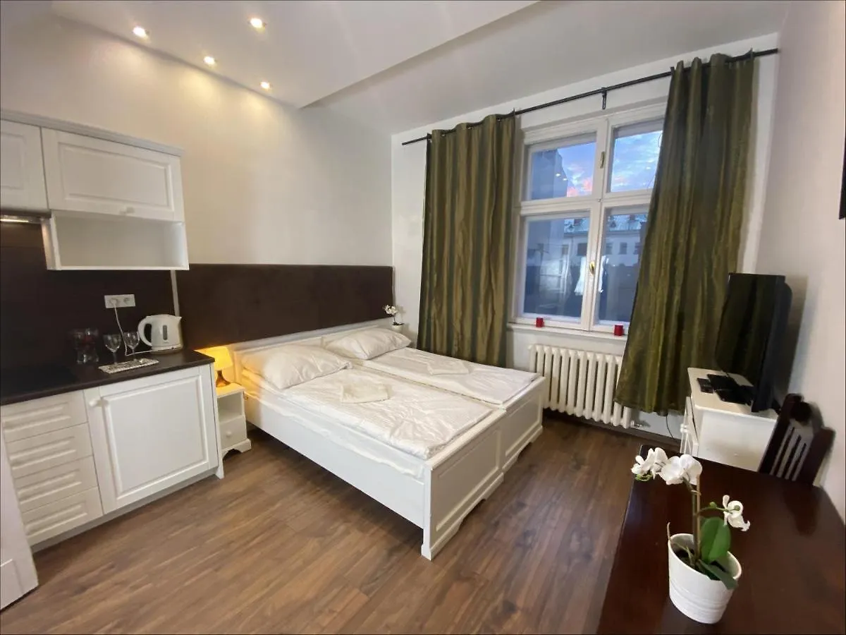 P&J Apartamenty Sw. Krzyza كراكوفيا 0*,