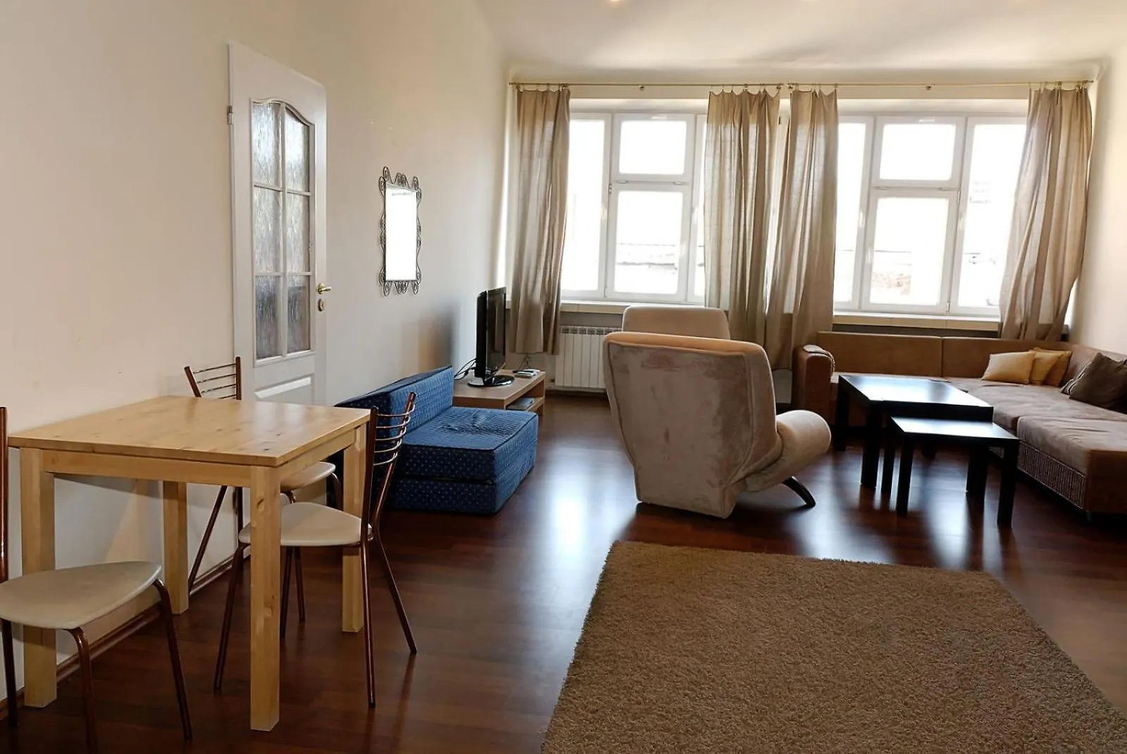 P&J Apartamenty Sw. Krzyza كراكوفيا 0*,  بولندا