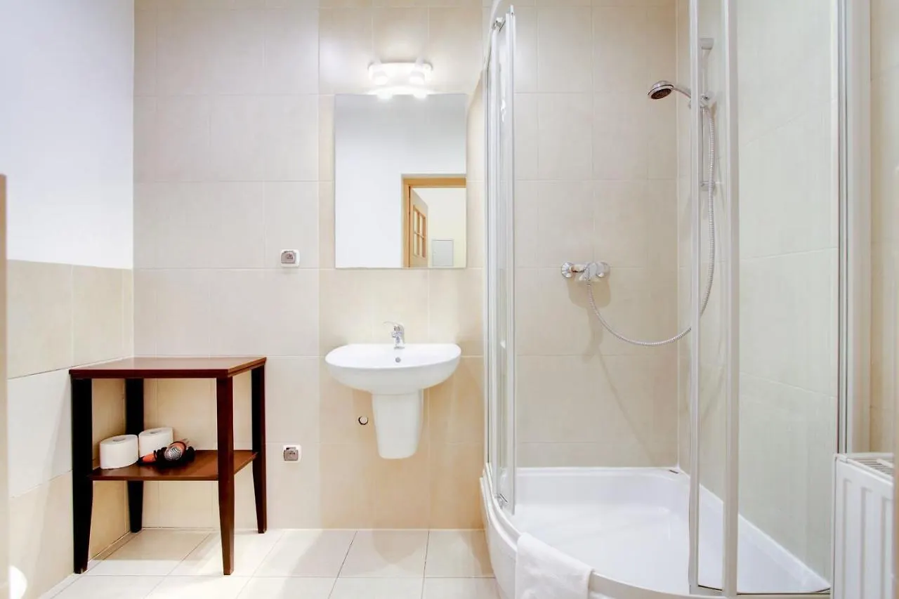 P&J Apartamenty Sw. Krzyza كراكوفيا بولندا